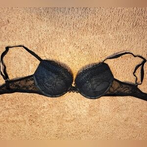 🖤Victoria's Secret Black Lace Pushup Bra with Molded Cups 34B